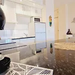 Mareverde Holiday's, 1 & Big Terrace Tatil Evi *